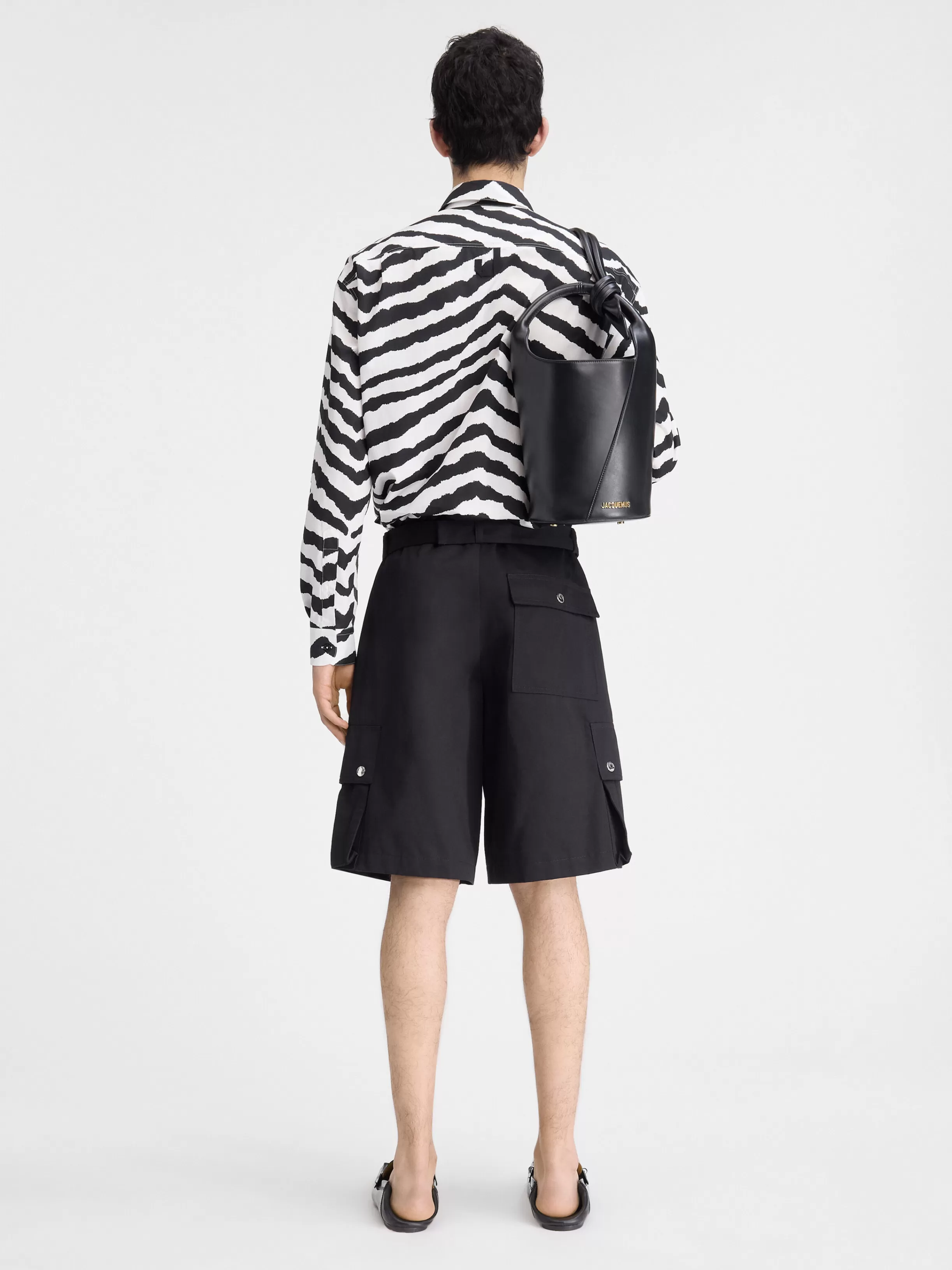 Jacquemus Trousers & Shorts*The cargo bermuda shorts Black