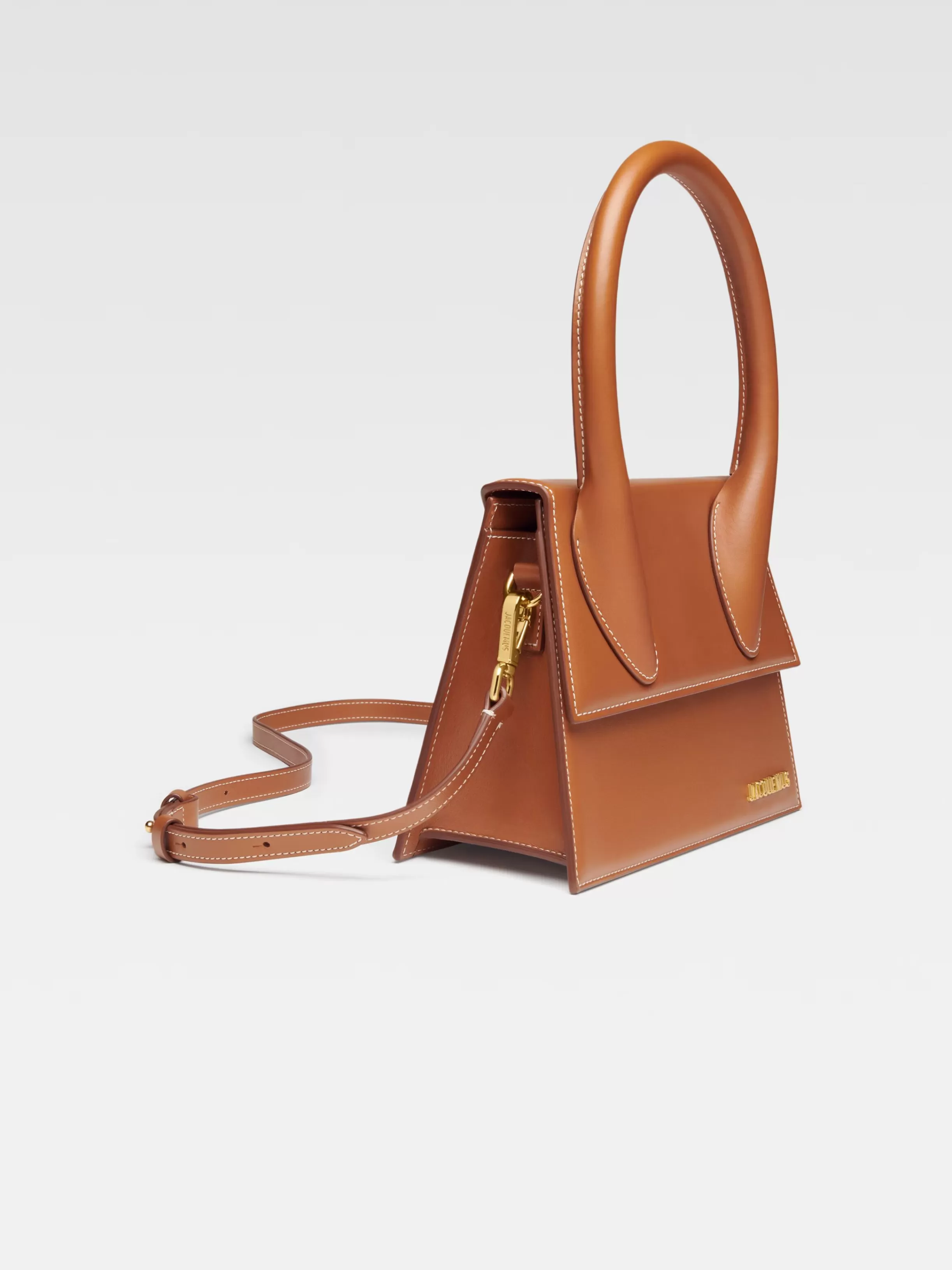 Jacquemus Crossbody & Handbags | The Chiquitos*The large Chiquito Lightbrown