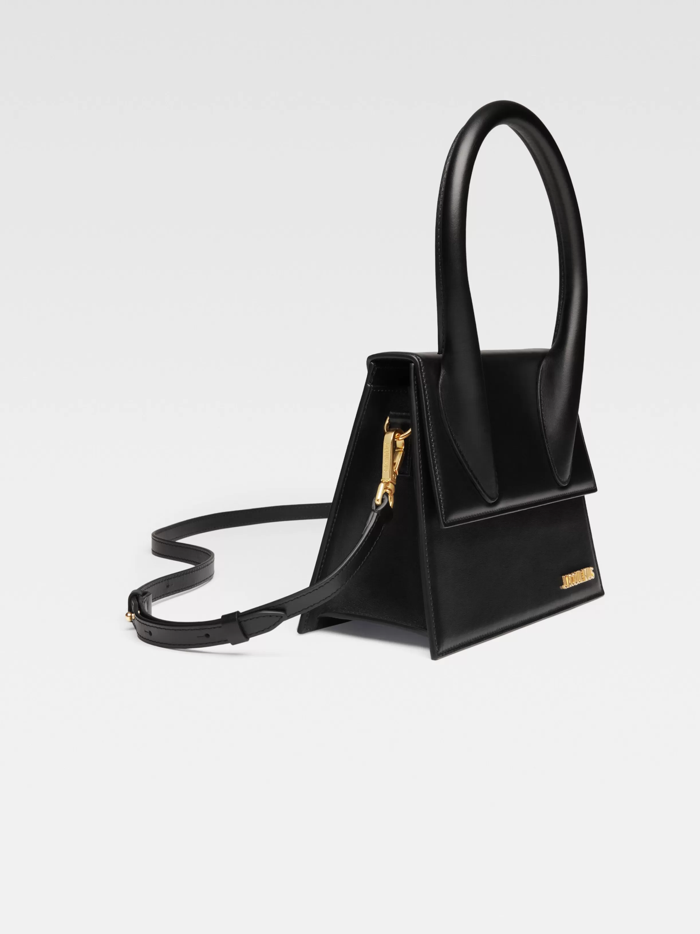 Jacquemus Crossbody & Handbags | The Chiquitos*The large Chiquito Black