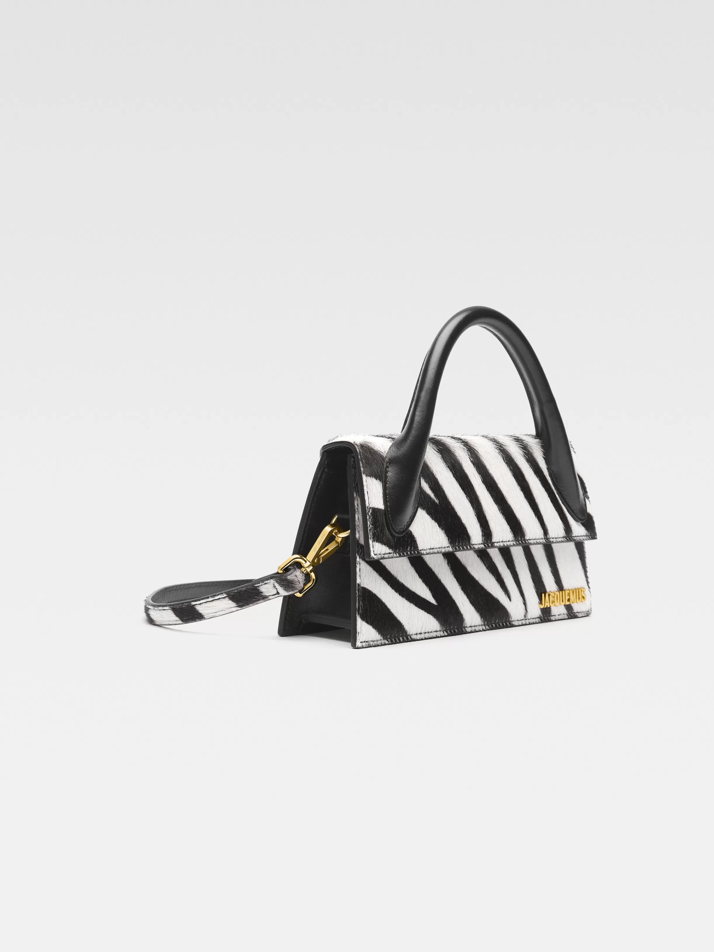 Jacquemus Crossbody & Handbags | The Chiquitos*The long Chiquito Black&whitezebra