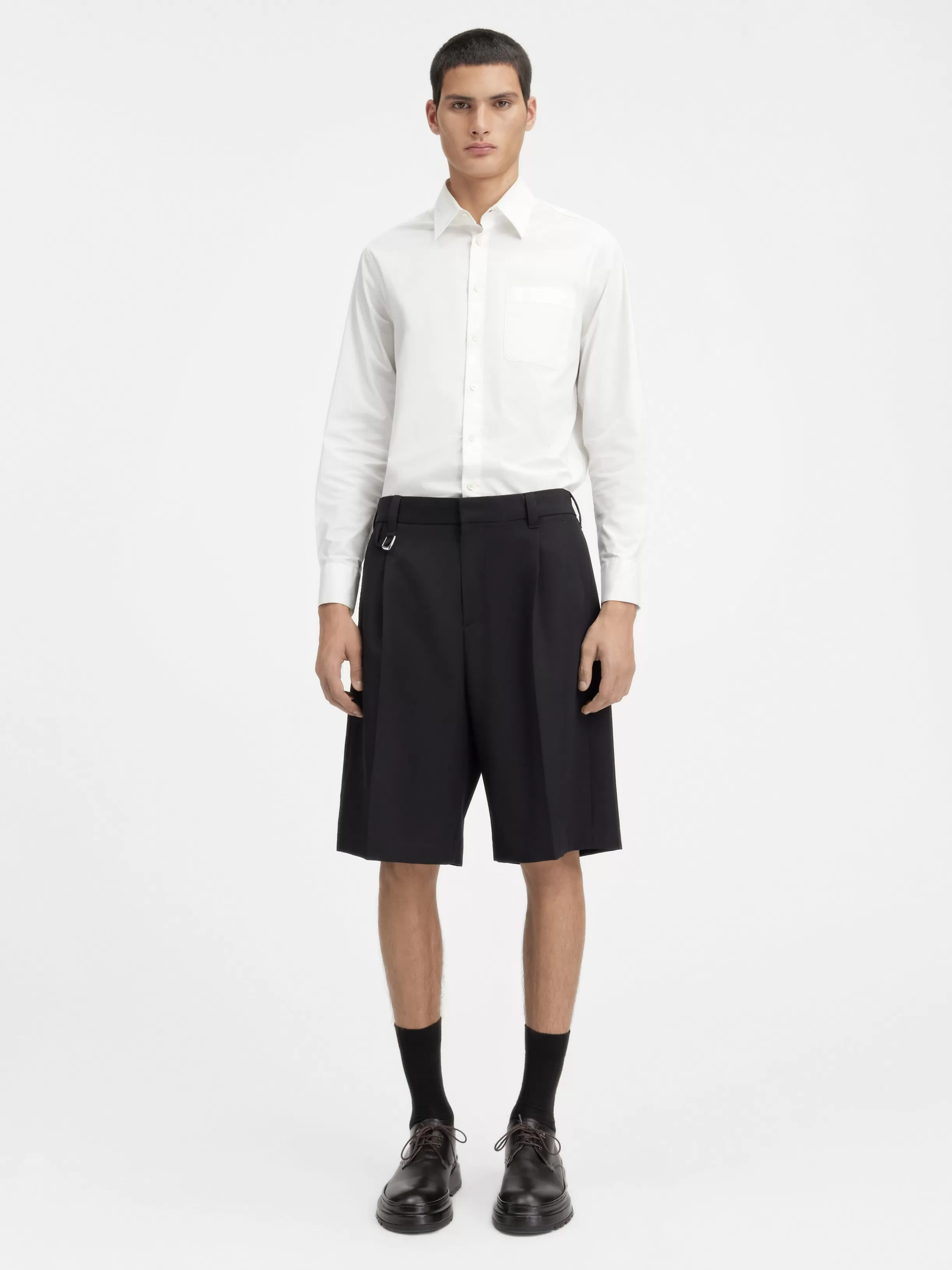 Jacquemus Trousers & Shorts*The Melo shorts Black